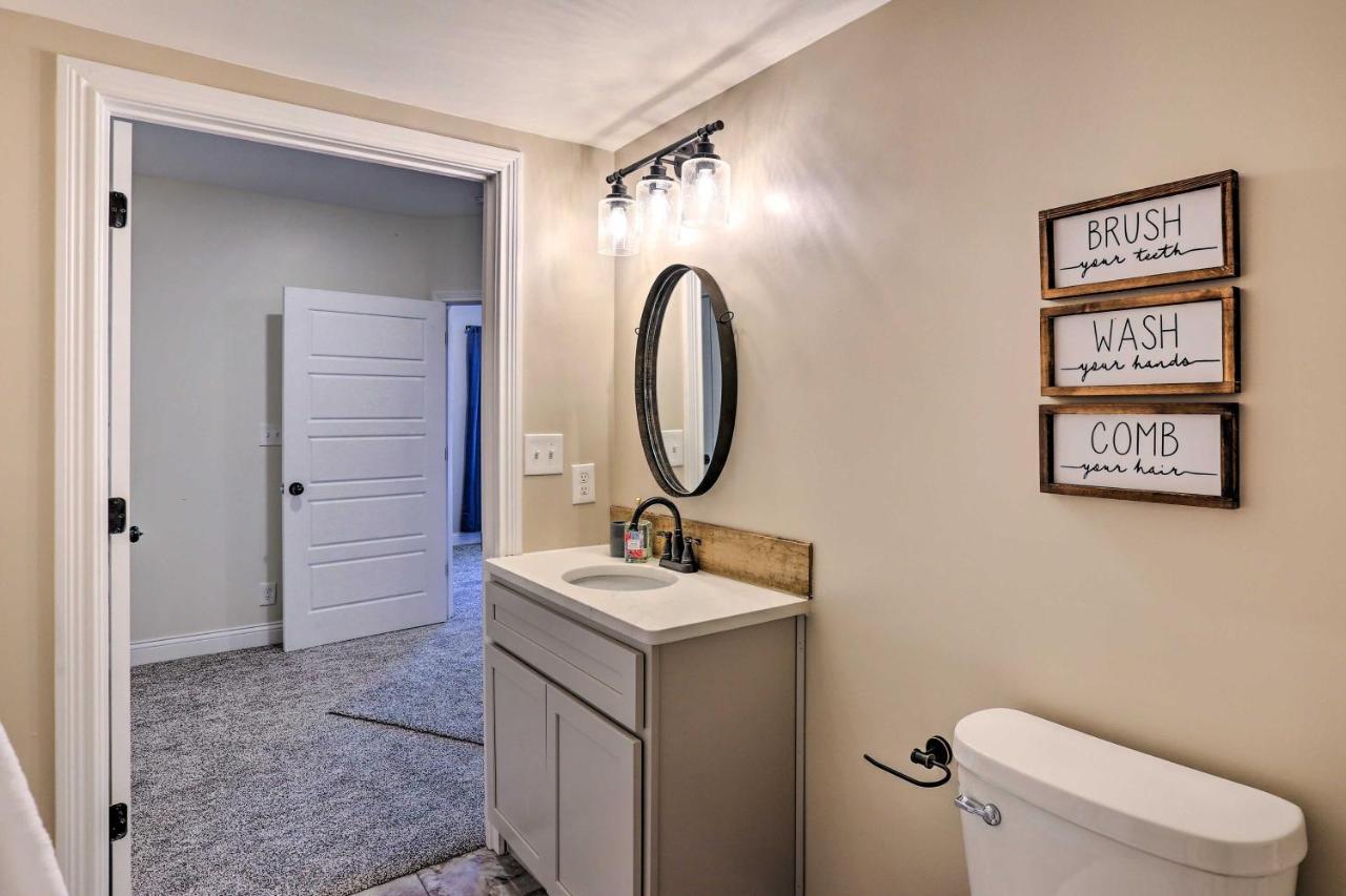 فيلا Chic Williamstown Retreat With Pool And Hot Tub! المظهر الخارجي الصورة