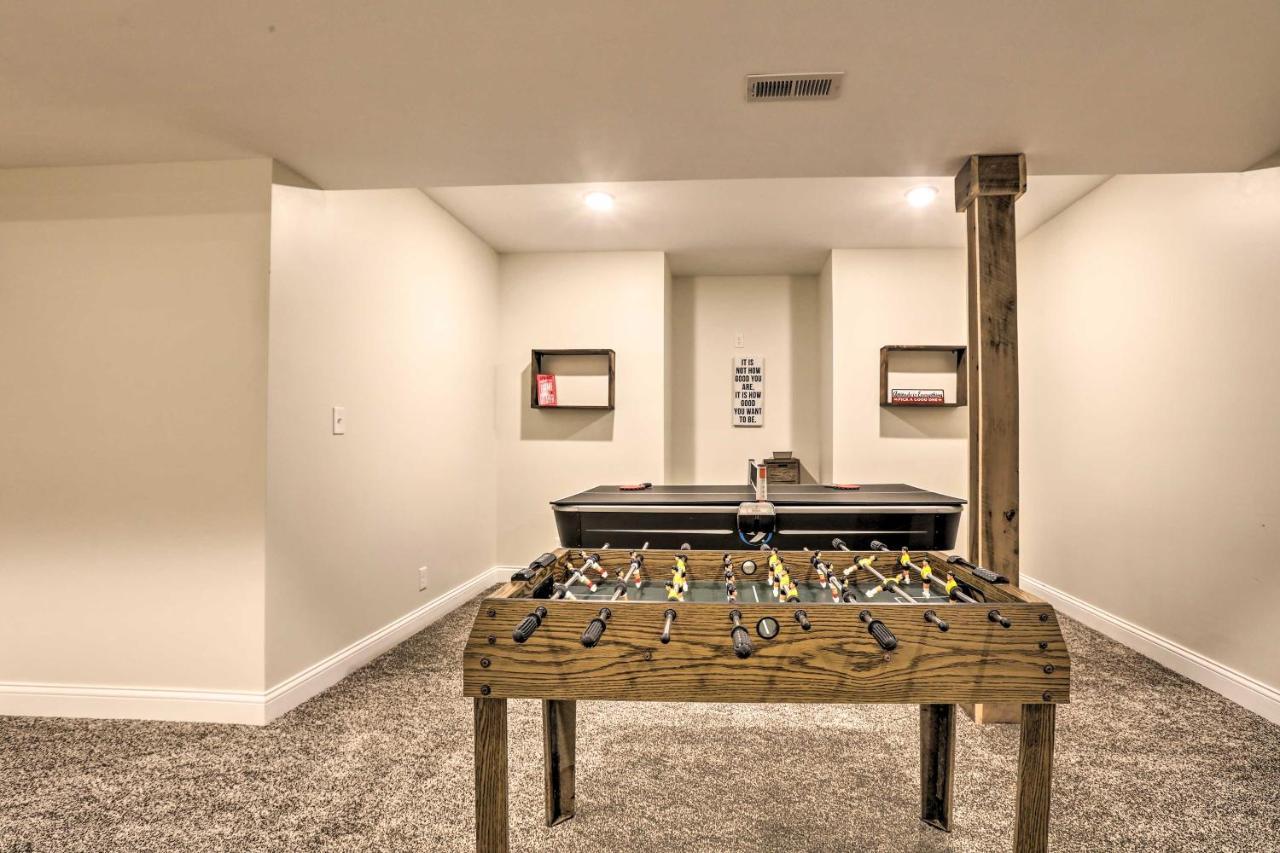 فيلا Chic Williamstown Retreat With Pool And Hot Tub! المظهر الخارجي الصورة